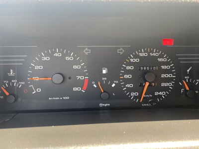 Peugeot 405 16 X4 (3)
