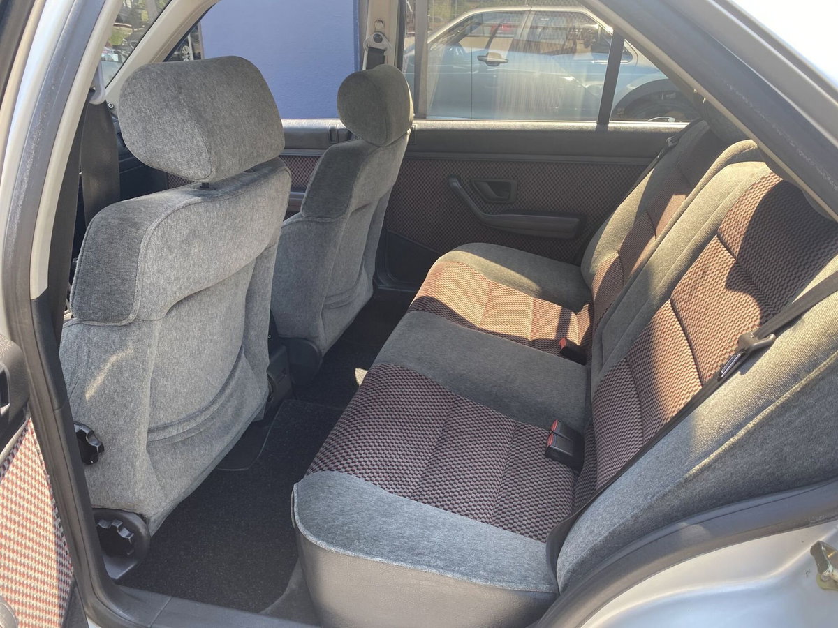 Peugeot 405 16 X4 (6)