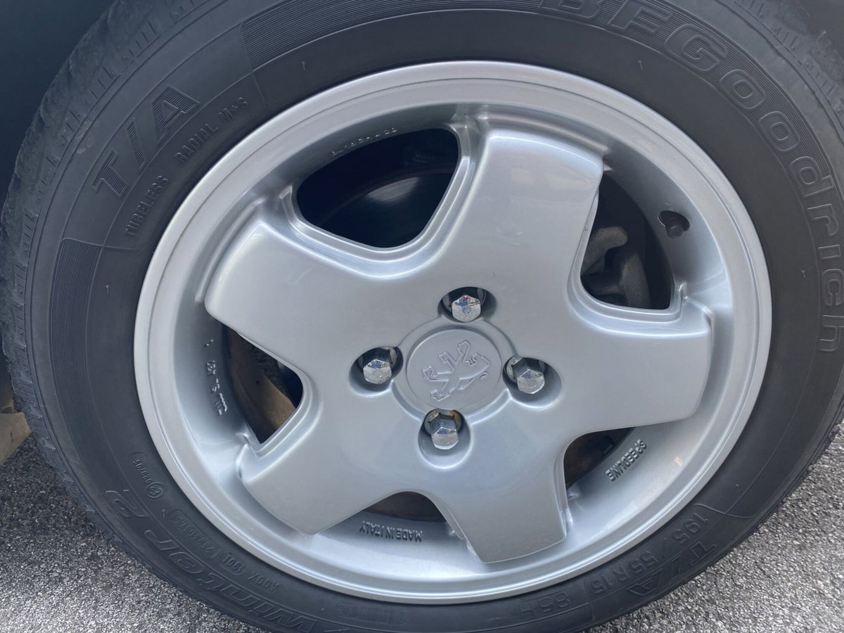 Peugeot 405 16 X4 (9)