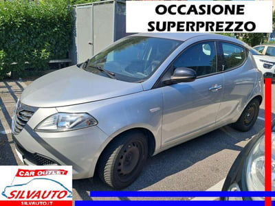 Lancia Ypsilon 1.2 69 CV 5 porte Silver usata
