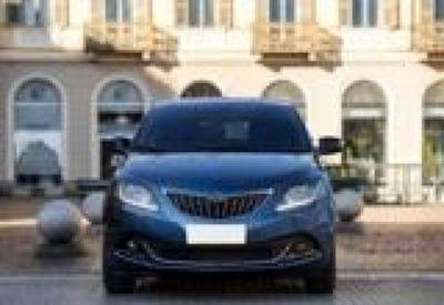 Lancia Ypsilon 1.0 FireFly 5 porte S&S Hybrid Ecochic A. Ferretti nuova