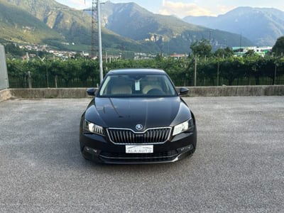 Skoda Superb 2.0 TDI 190 CV SCR DSG 4x4 Laurin&Klement usata