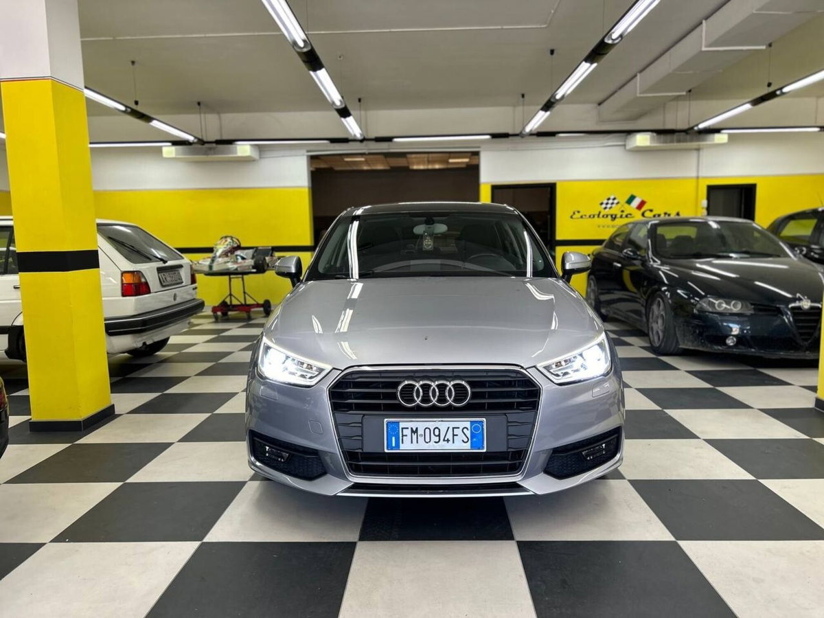 Audi A1 1.0 82 CV TFSI Admired (2)