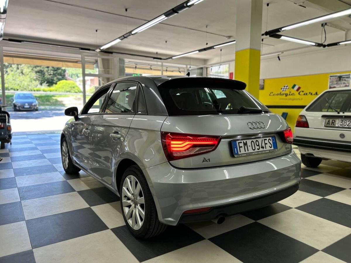 Audi A1 1.0 82 CV TFSI Admired (4)