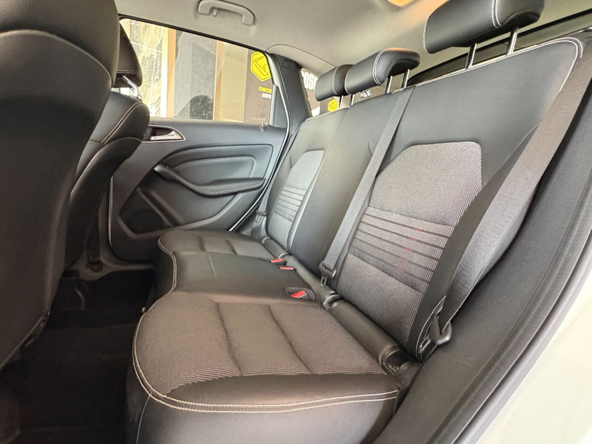 Mercedes-Benz Classe B 200 CDI Premium (12)
