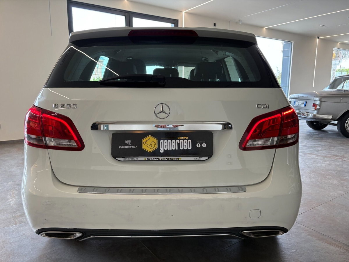 Mercedes-Benz Classe B 200 CDI Premium (4)