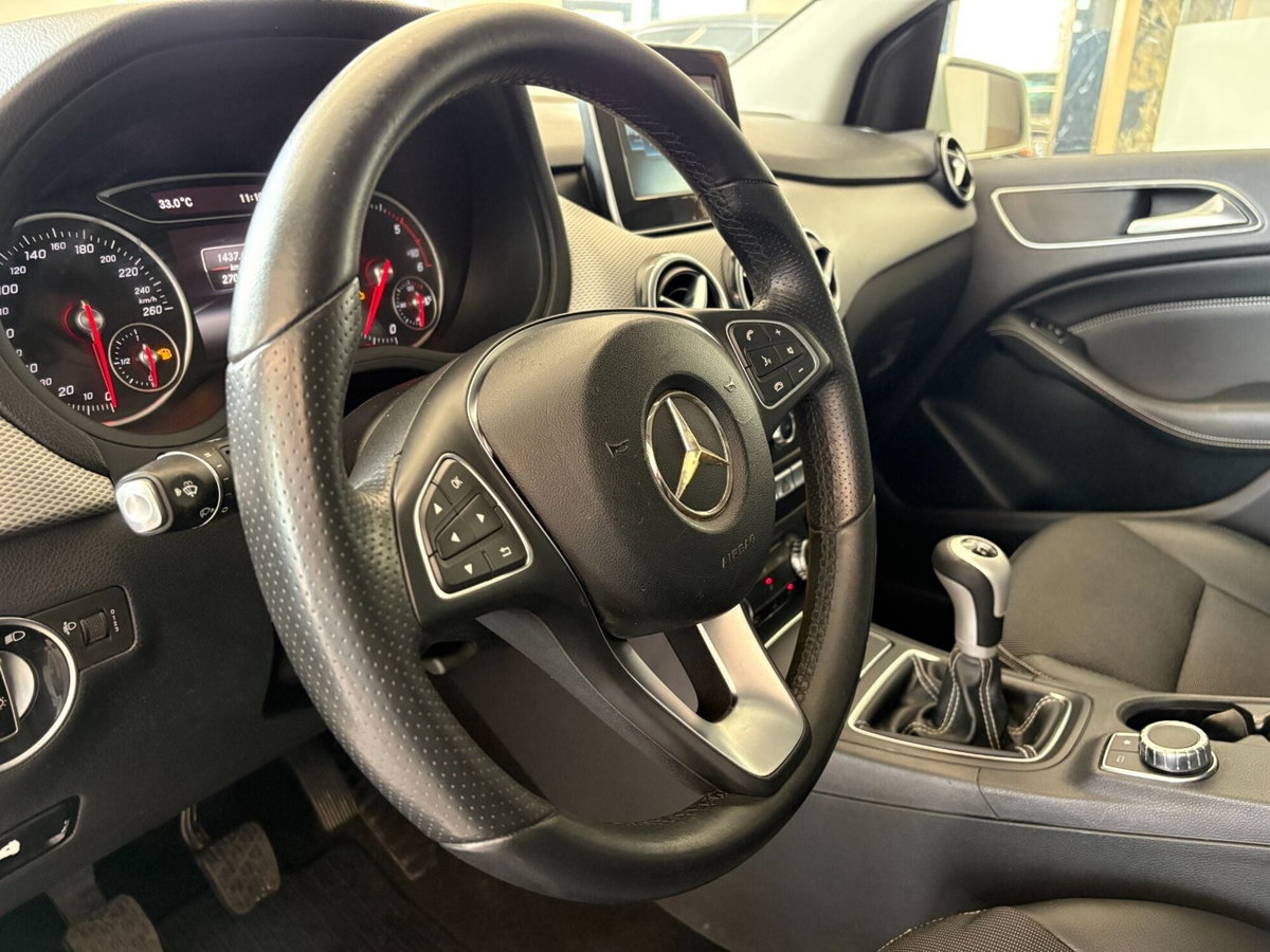 Mercedes-Benz Classe B 200 CDI Premium (8)