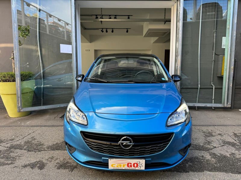Opel Corsa 1.2 5 porte Black Edition