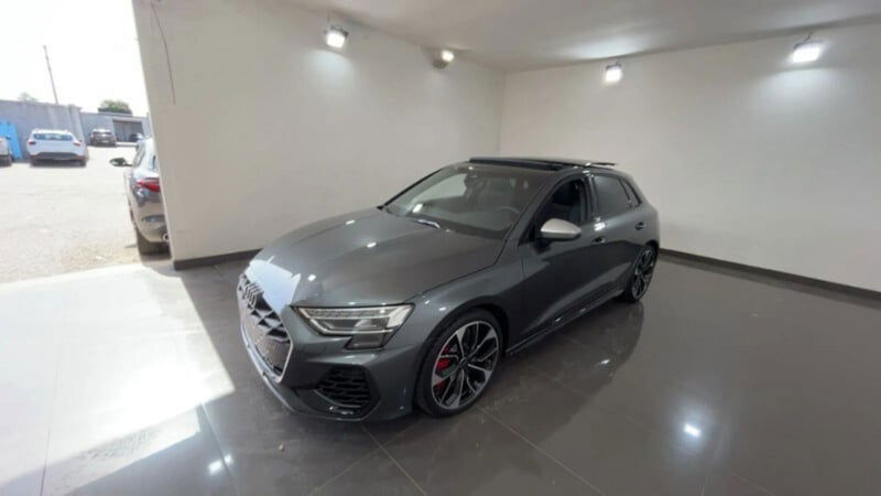 Audi A3 Sportback 40 TFSI quattro S tronic S line edition