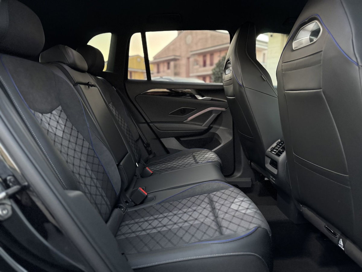 Volkswagen Tiguan 1.5 tsi ehybrid R-Line 204cv dsg (14)
