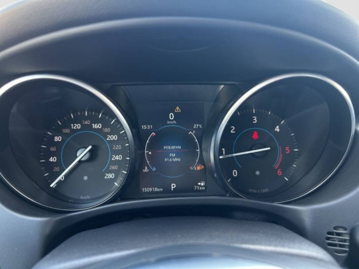 Jaguar XE 2.0 D Turbo 180CV Prestige (10)