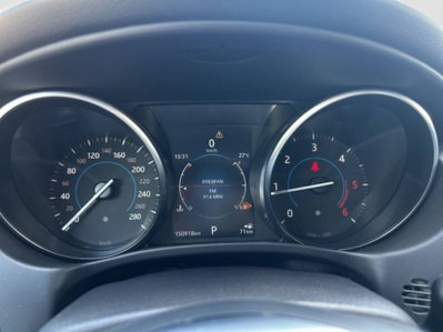 Jaguar XE 2.0 D Turbo 180CV Prestige (10)