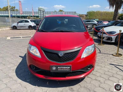 Lancia Ypsilon 1.2 69 CV 5 porte Platinum usata