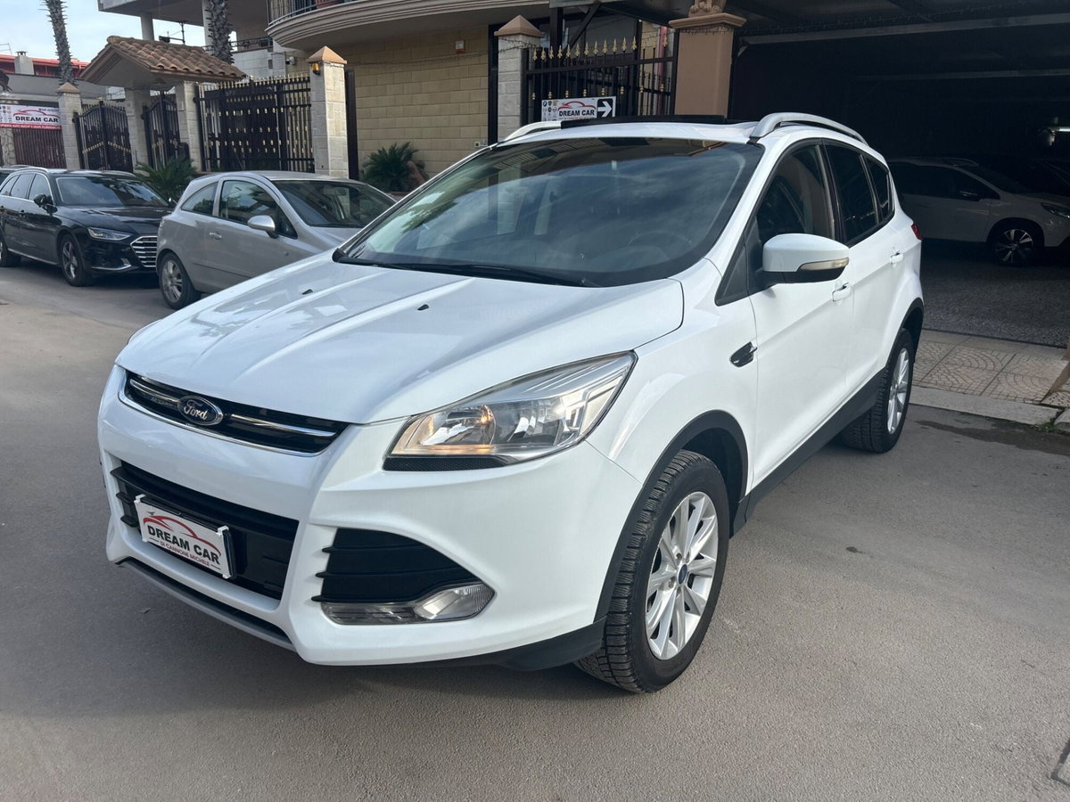 Ford Kuga 2.0 TDCI 150 CV S&S 4WD Titanium (7)