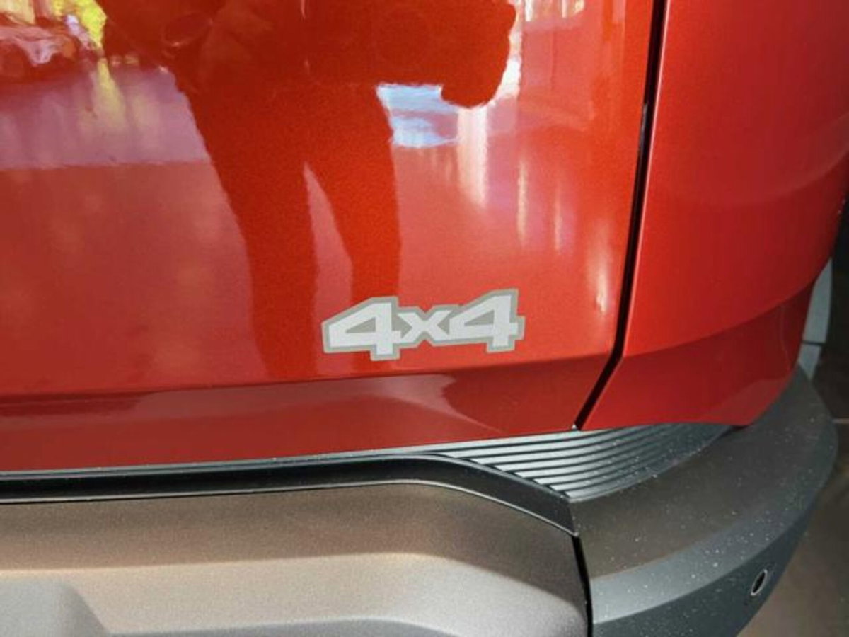 Dacia Duster 1.2 mild hybrid Expression 4x4 130cv (16)
