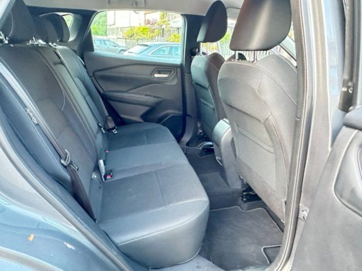 Nissan Qashqai MHEV 140 CV N-Style (8)
