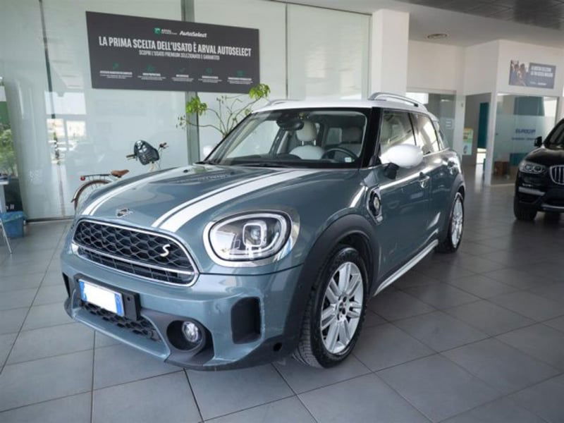 MINI Mini Countryman SE Essential all4