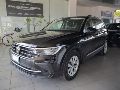 Volkswagen Tiguan 2.0 tdi Life 150cv dsg usata