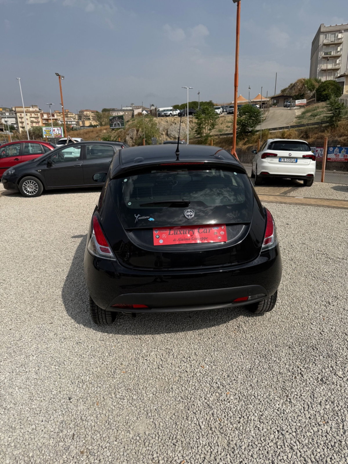 Lancia Ypsilon 1.2 69 CV 5 porte Silver (6)