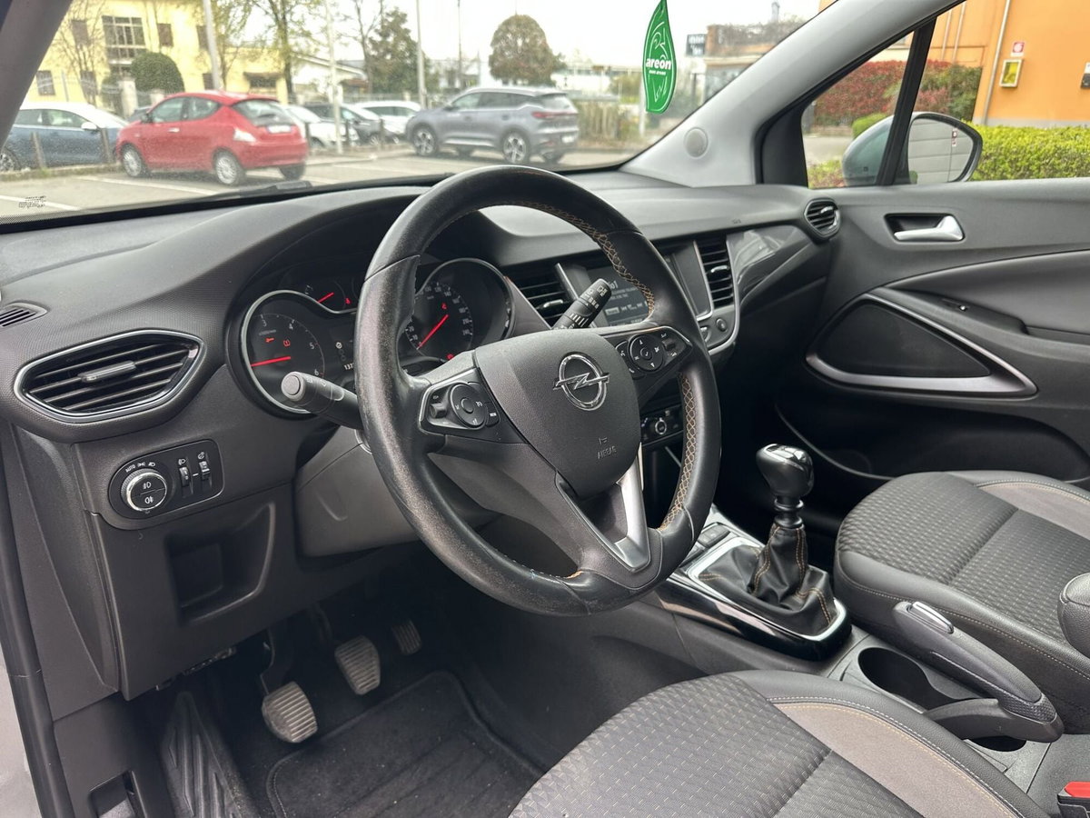 Opel Crossland X 1.6 ECOTEC D 120 CV Start&Stop Ultimate (10)