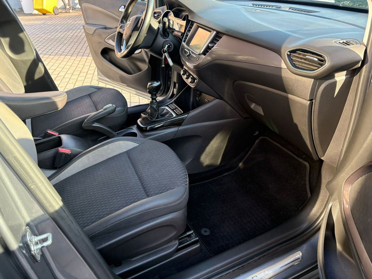 Opel Crossland X 1.6 ECOTEC D 120 CV Start&Stop Ultimate (16)