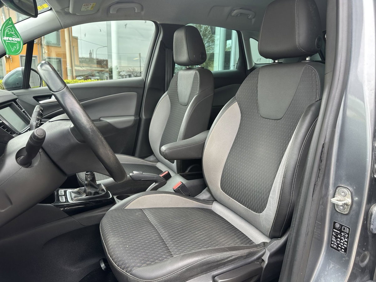 Opel Crossland X 1.6 ECOTEC D 120 CV Start&Stop Ultimate (8)