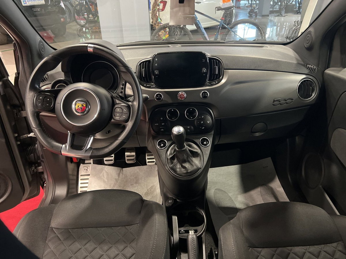Abarth 595 F595 1.4 Turbo T-Jet 165 CV (20)