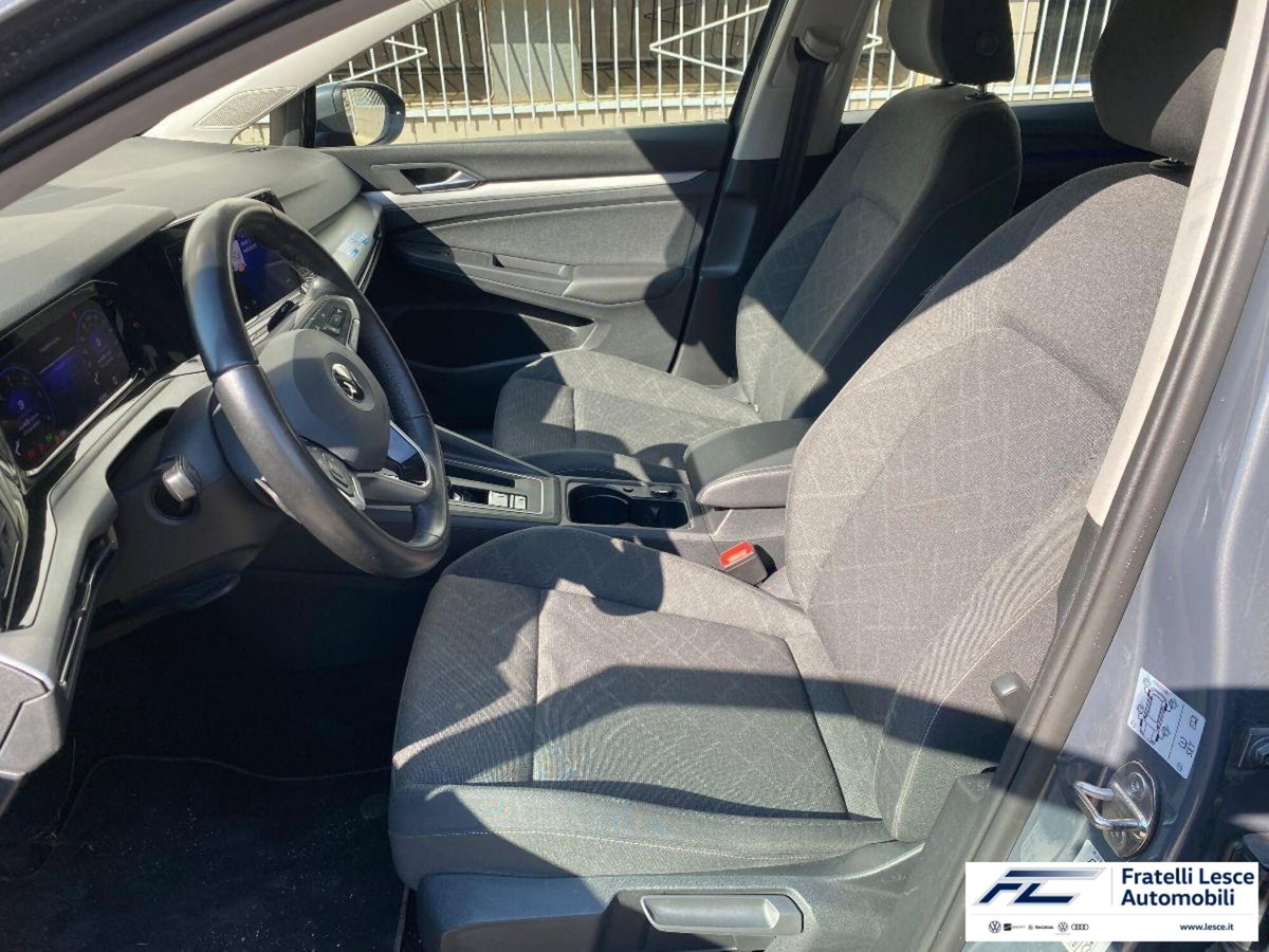 Volkswagen Golf 1.6 TDI DPF 3p. Highline (9)