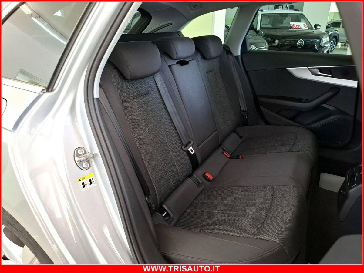 Audi A4 Avant 35 2.0 tdi mhev Business Advanced 163cv s-tronic (10)