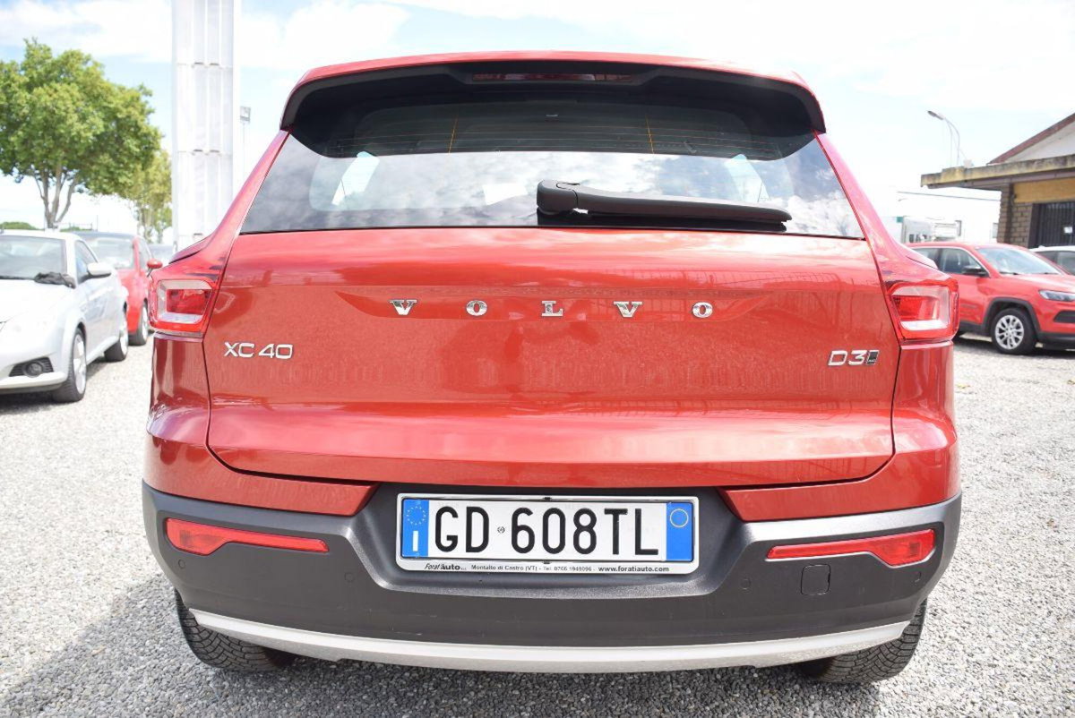 Volvo XC40 D3 AWD Business Plus (19)