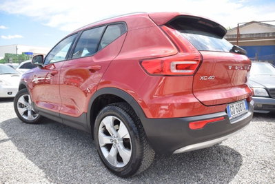 Volvo XC40 D3 AWD Business Plus (2)