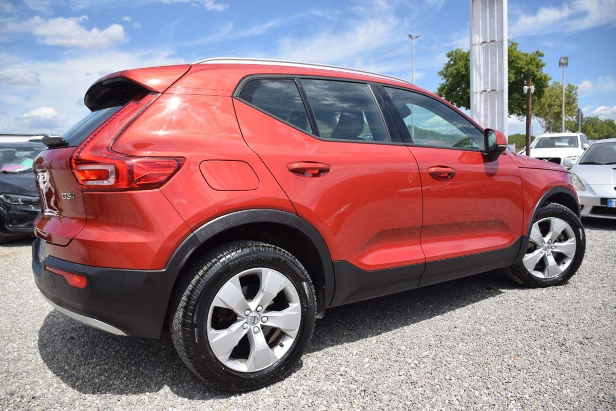 Volvo XC40 D3 AWD Business Plus (3)