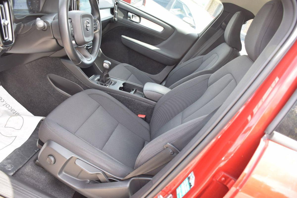 Volvo XC40 D3 AWD Business Plus (6)
