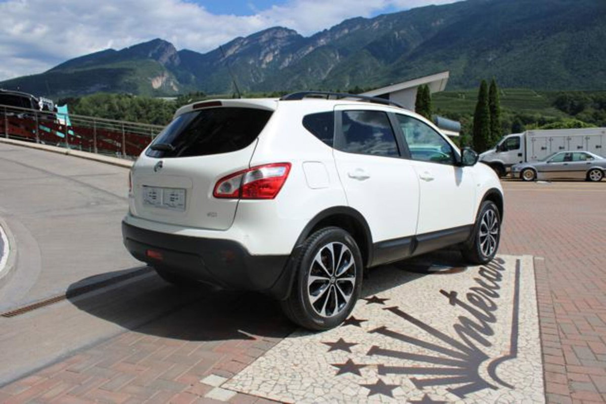 Nissan Qashqai 1.6 dCi 4WD Tekna (6)