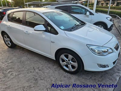 Opel Astra 1.7 CDTI 110CV 5 porte Cosmo usata