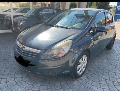Opel Corsa 1.2 5 porte Club usata