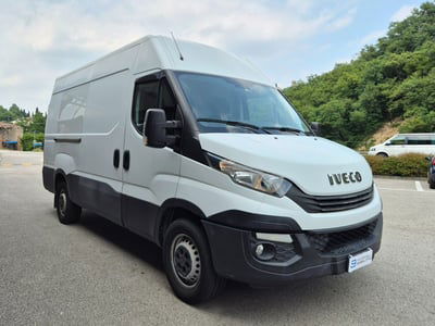 Iveco Daily Telaio 35S14 2.3 HPT PLM Cabinato usata