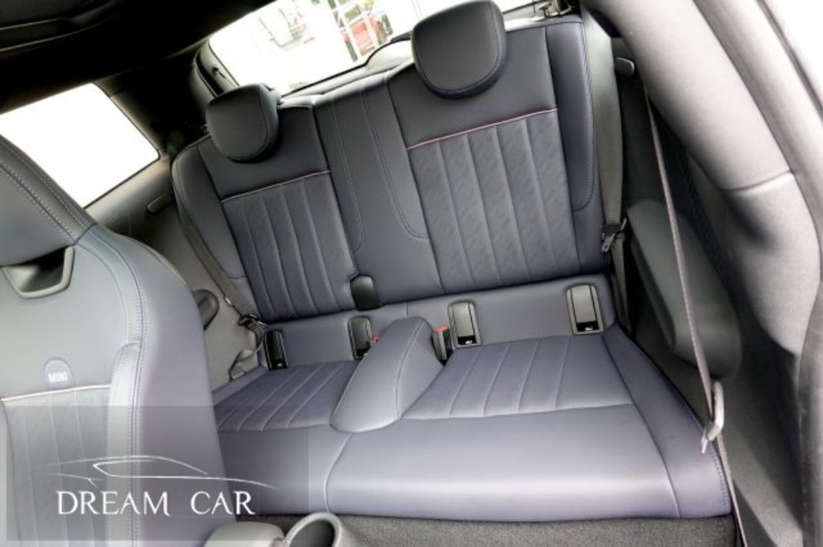 MINI Mini 5p 2.0 S Favoured auto (11)