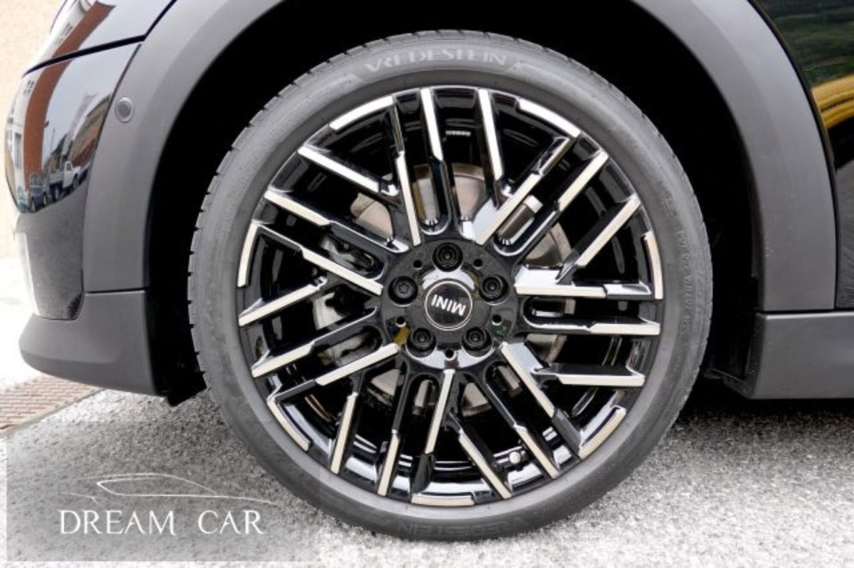 MINI Mini 5p 2.0 S Favoured auto (15)