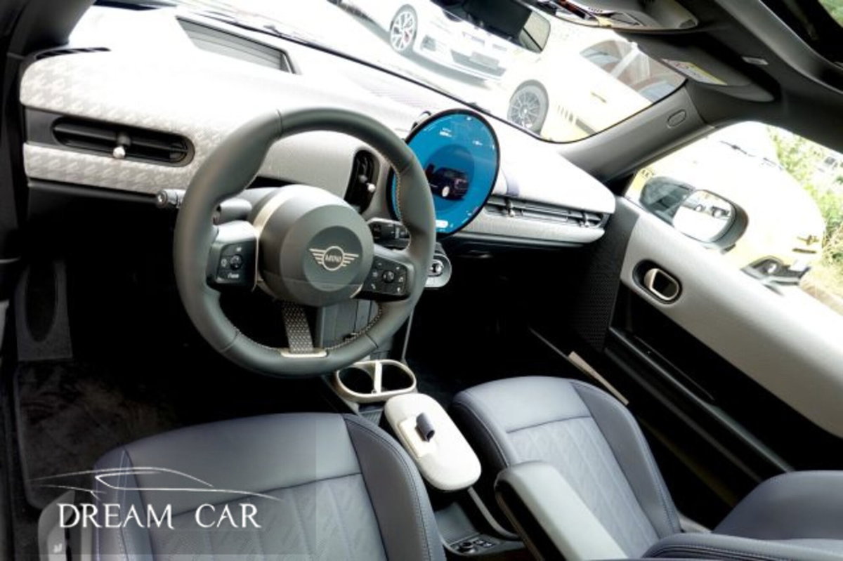 MINI Mini 5p 2.0 S Favoured auto (9)