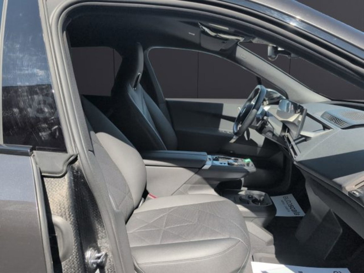 BMW iX xdrive40 pacchetto sportivo (13)