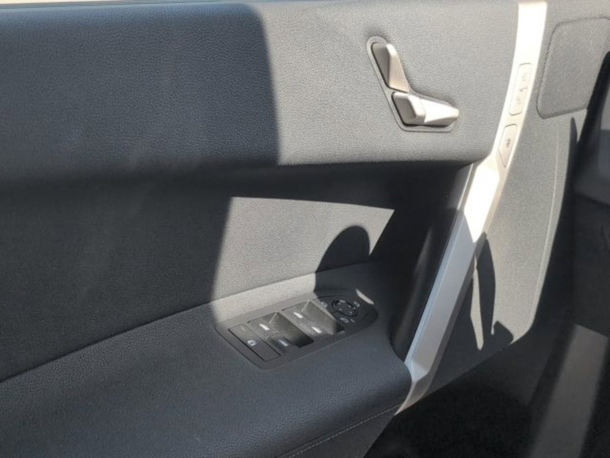 BMW iX xdrive40 pacchetto sportivo (20)