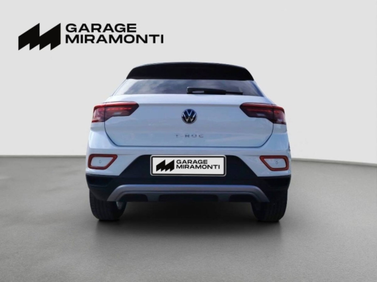 Volkswagen T-Roc 1.0 TSI Life (5)