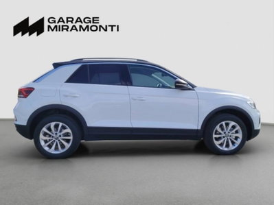 Volkswagen T-Roc 1.0 TSI Life (7)