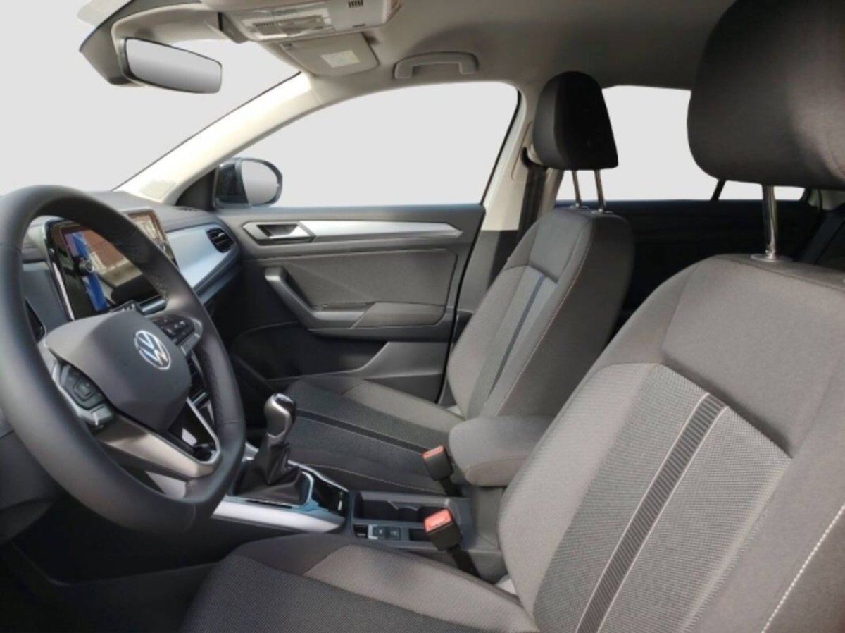 Volkswagen T-Roc 1.0 TSI Life (9)