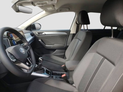 Volkswagen T-Roc 1.0 TSI Life (9)