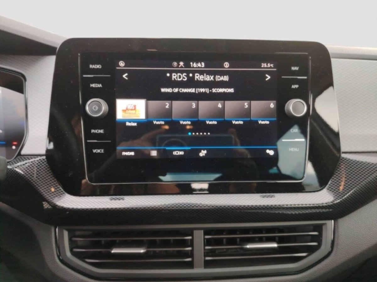 Volkswagen T-Cross 1.0 tsi Life 115cv dsg (17)