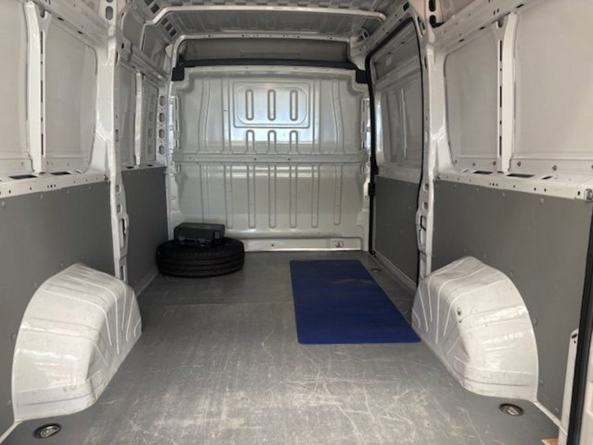 Fiat Ducato Furgone 33 2.2 Mjt 140CV AT9 PM-TN Furgone (10)
