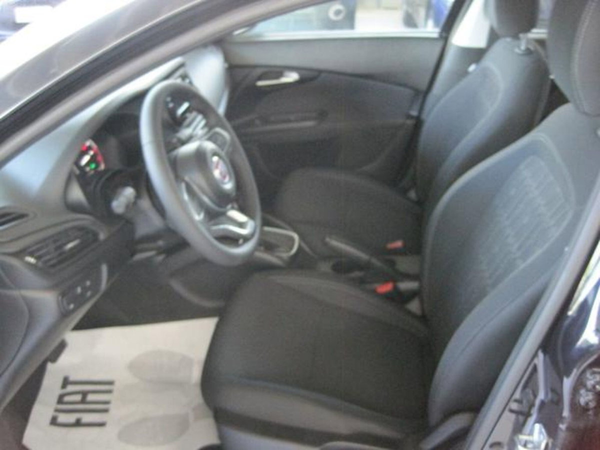 Fiat Tipo Tipo 5p 1.5 t4 hybrid Cross 130cv dct (10)