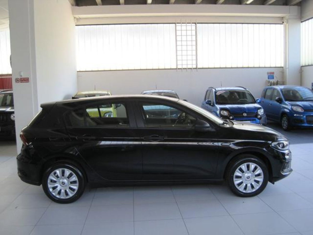 Fiat Tipo Tipo 5p 1.5 t4 hybrid Cross 130cv dct (4)